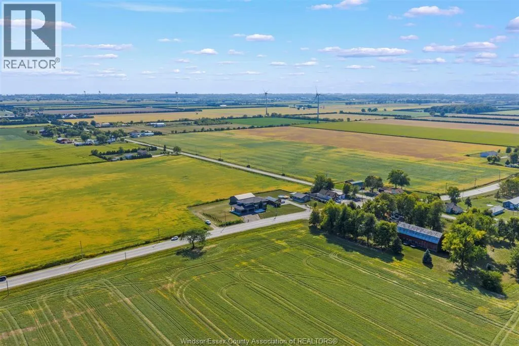 6061 COUNTY ROAD 18