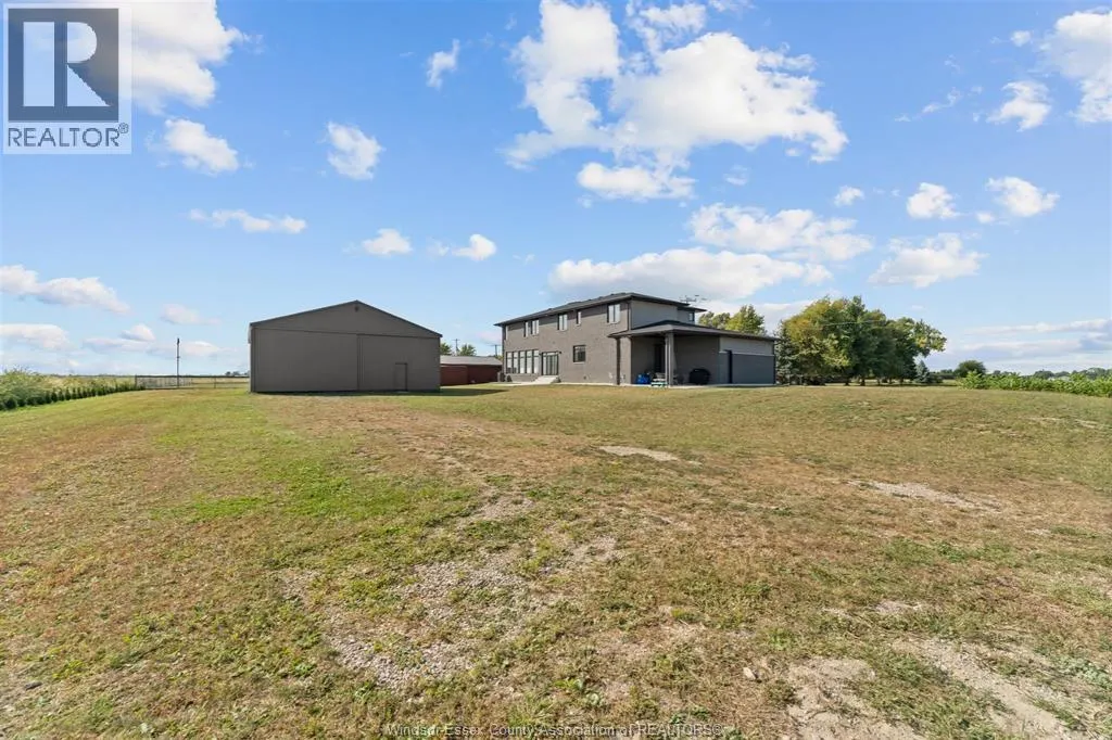 6061 COUNTY ROAD 18