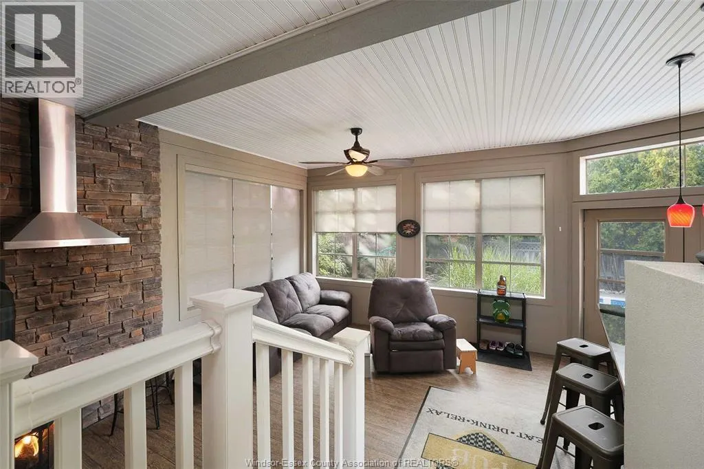 16 MEADOW LANE