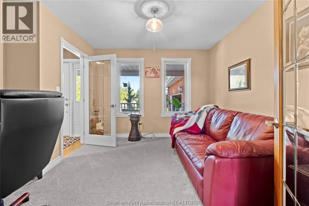 21640 Pinehurst CRESCENT