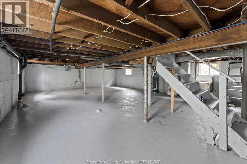 1115 HIGHLAND AVENUE