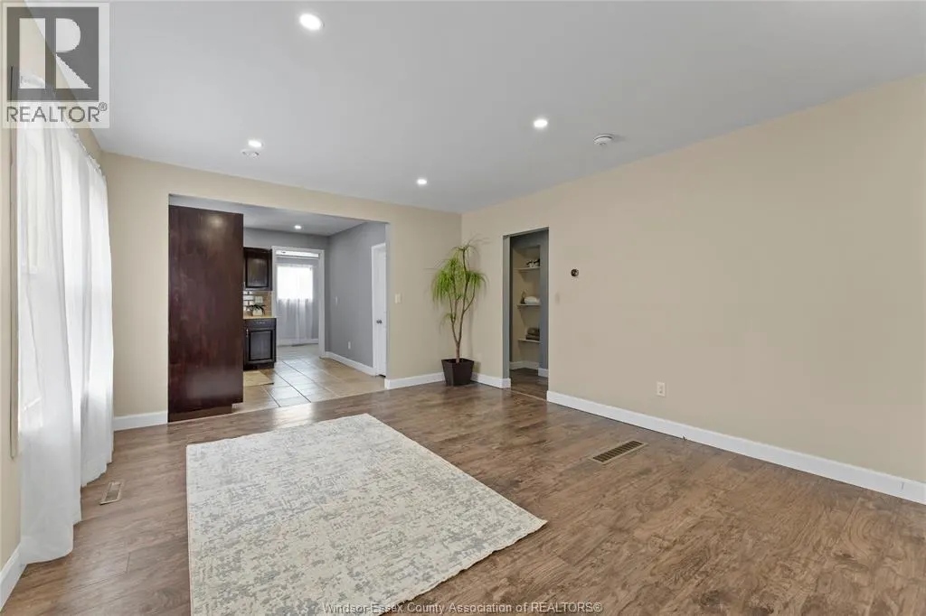 1115 HIGHLAND AVENUE