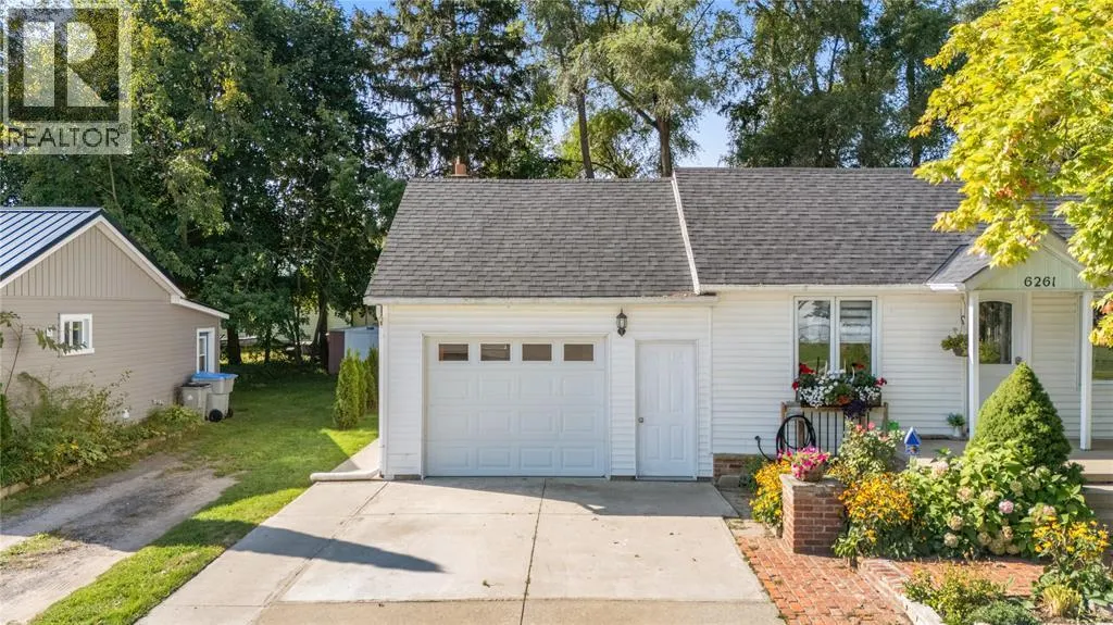 6261 TOWNSEND LINE