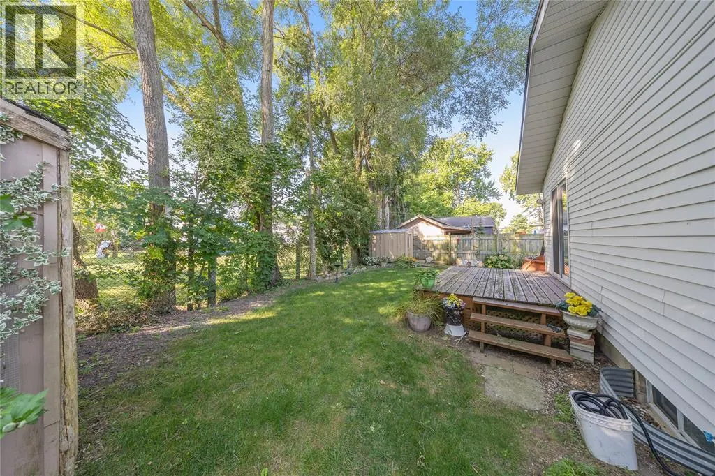 6261 TOWNSEND LINE