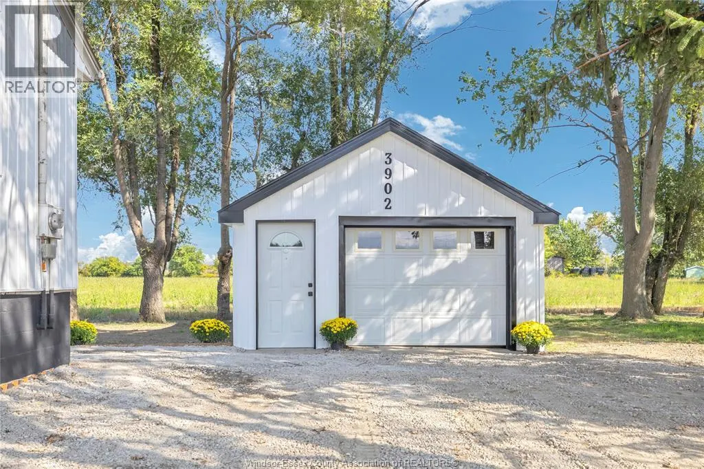 3902 MANNING ROAD
