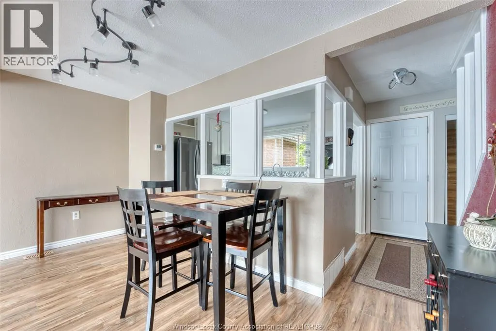 5561 EMPRESS Unit# 58