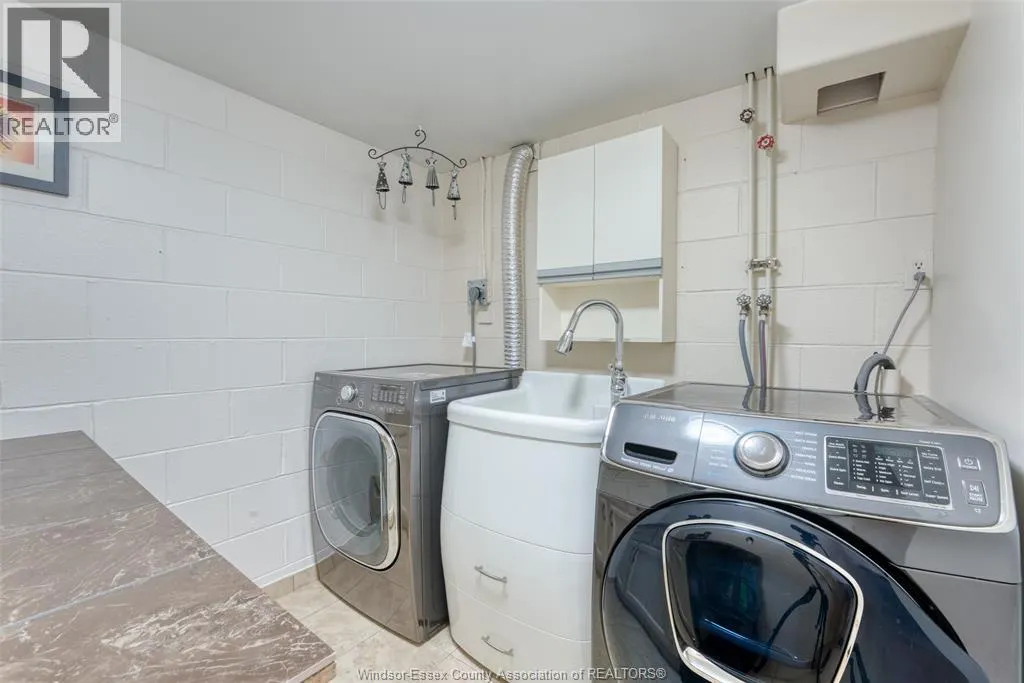 5561 EMPRESS Unit# 58