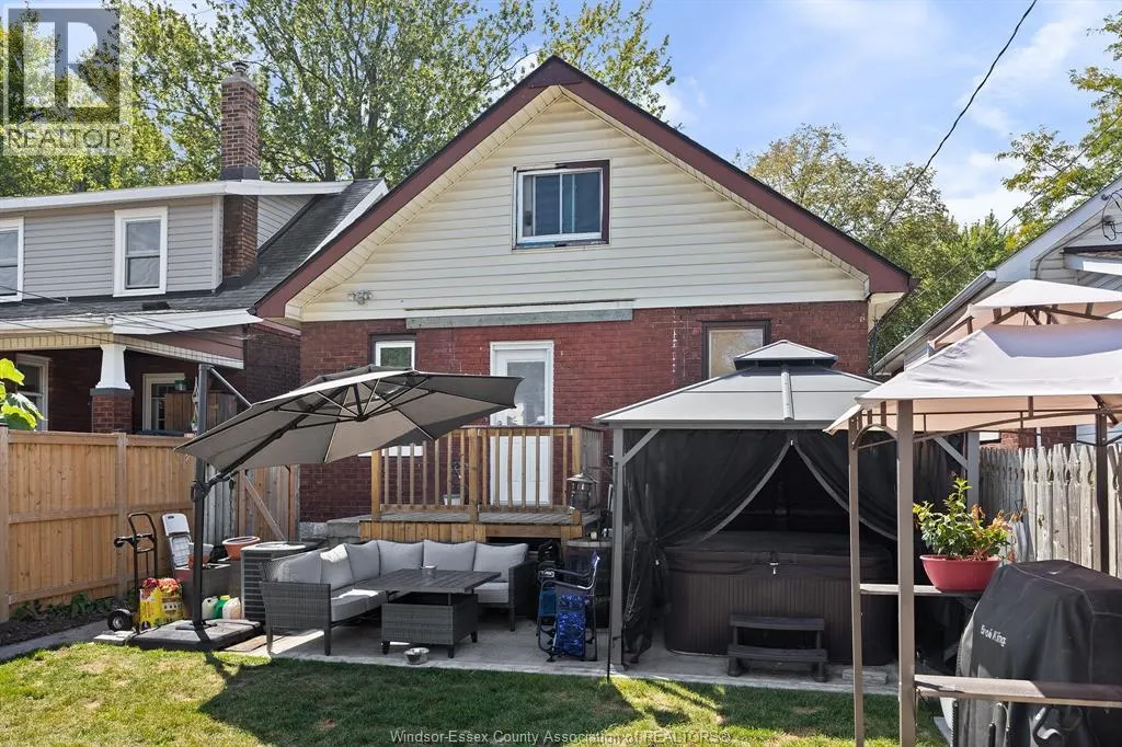 1434 GLADSTONE