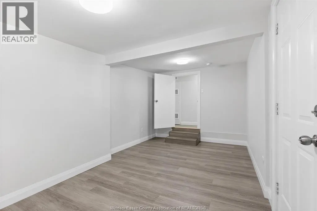 270 BEVERLY