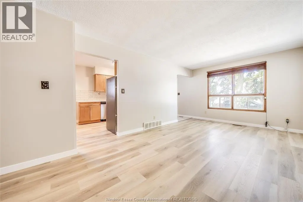 3011 JEFFERSON BOULEVARD
