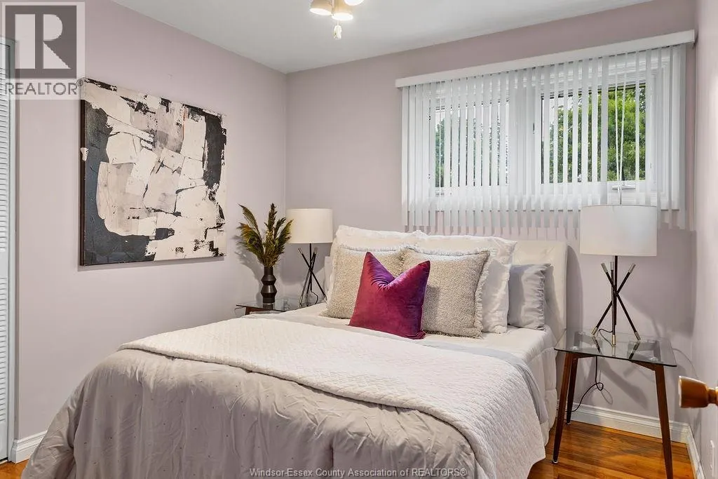 3545 GLENWOOD