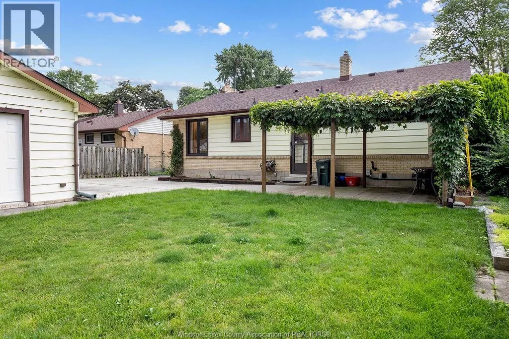 3545 GLENWOOD