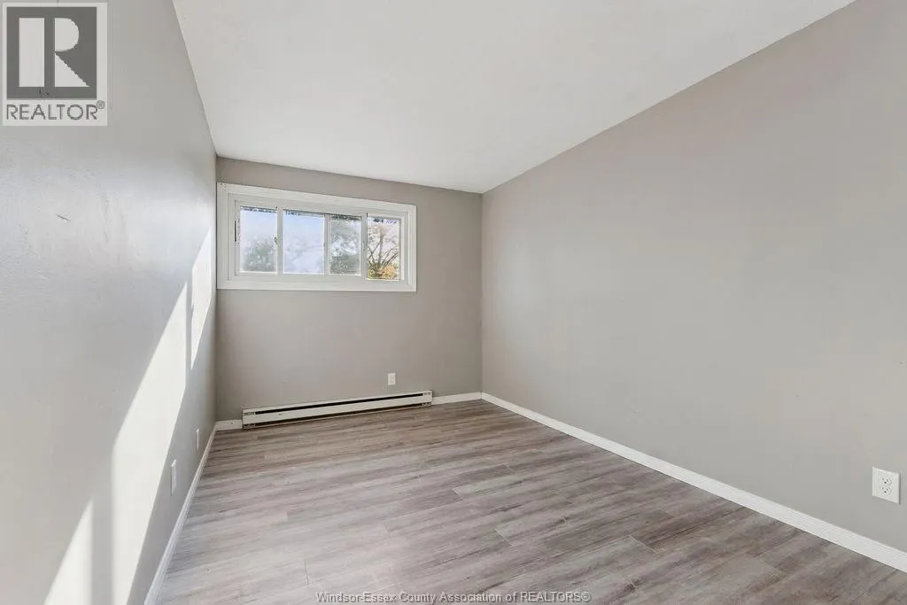 1126 AIRE PLACE