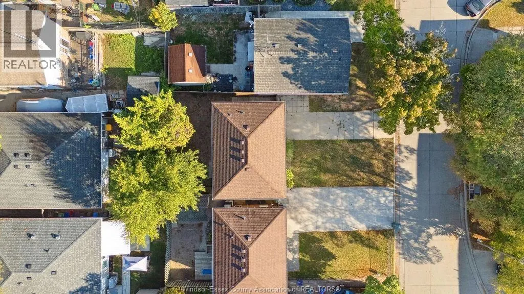 1126 AIRE PLACE