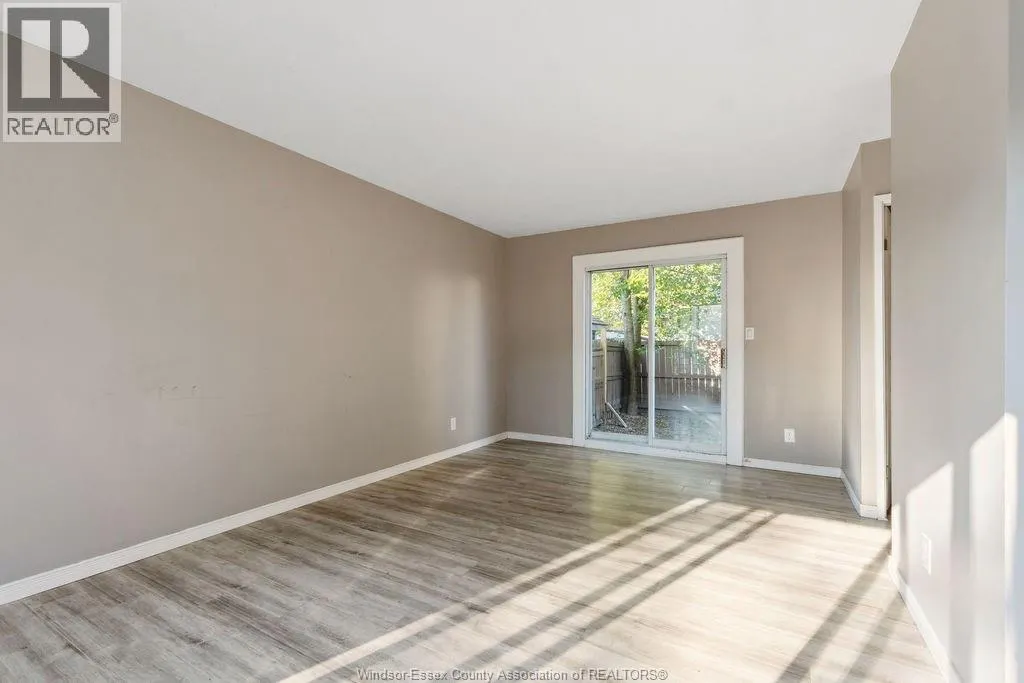 1126 AIRE PLACE