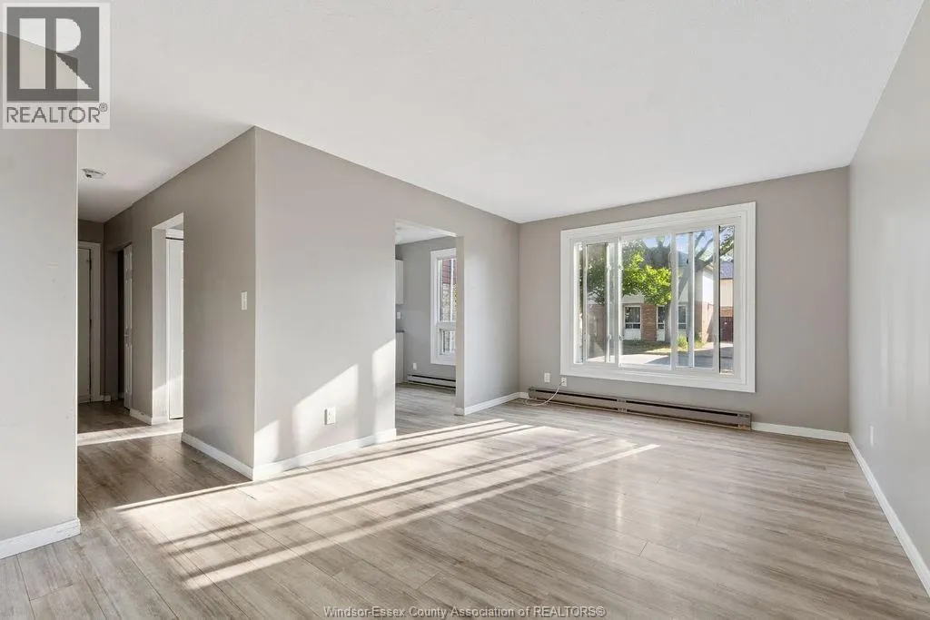 1126 AIRE PLACE