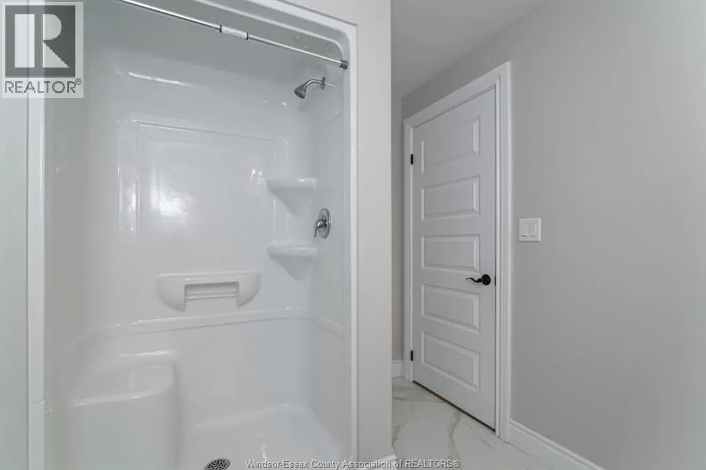 25 CHAMPLAIN COURT