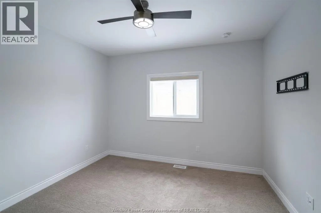 25 CHAMPLAIN COURT