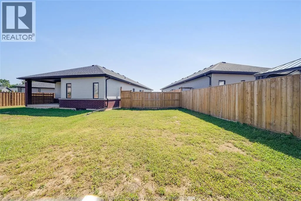 25 CHAMPLAIN COURT