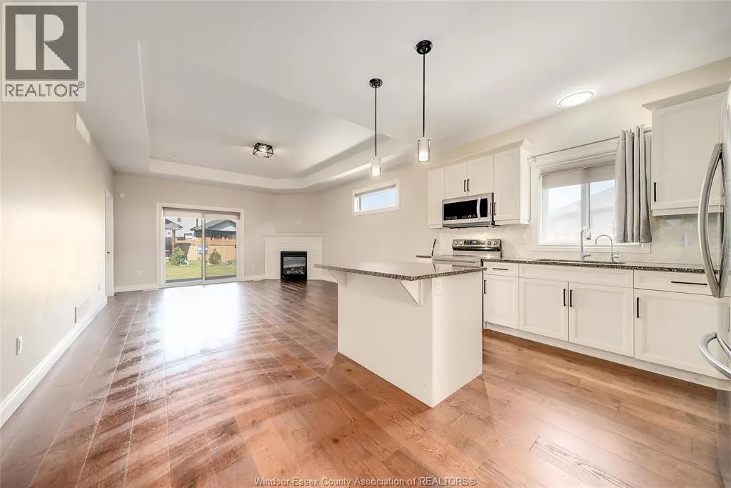 25 CHAMPLAIN COURT