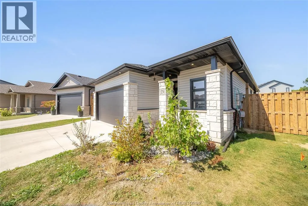 25 CHAMPLAIN COURT