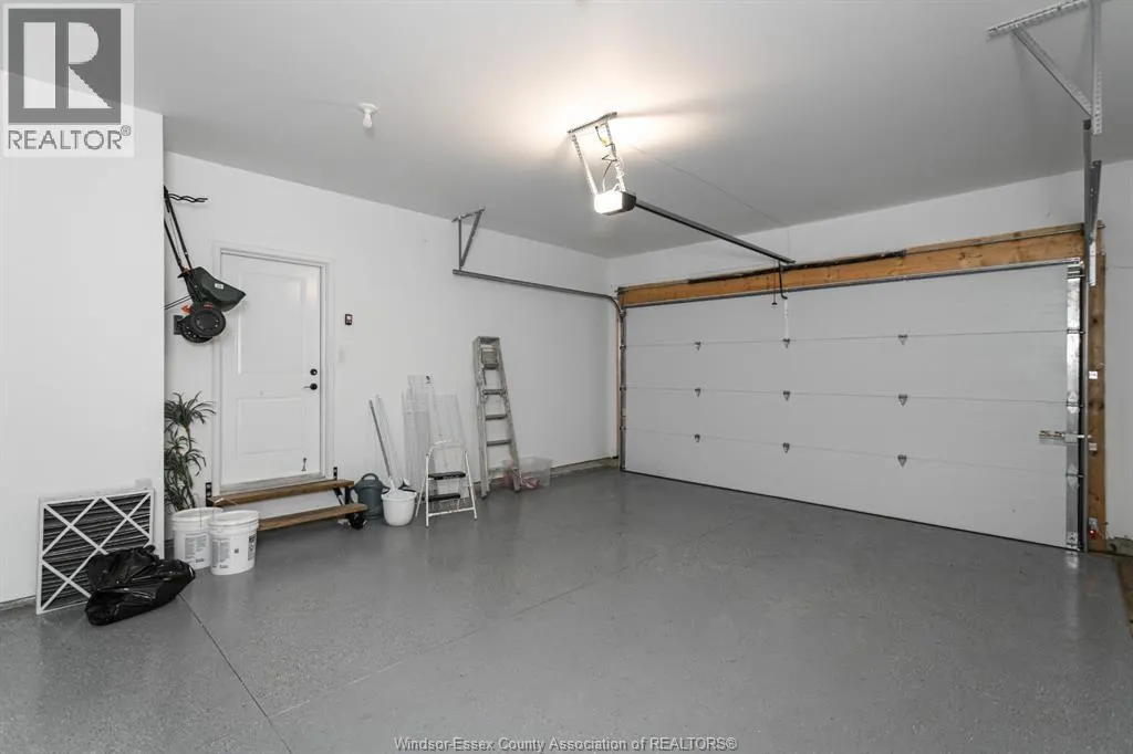 25 CHAMPLAIN COURT