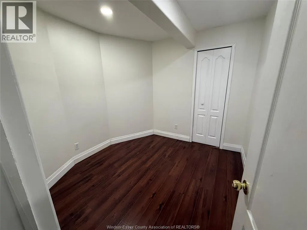 733 MASSIMO CRESCENT Unit# MAIN