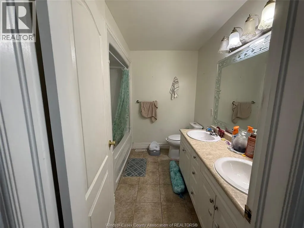 733 MASSIMO CRESCENT Unit# MAIN