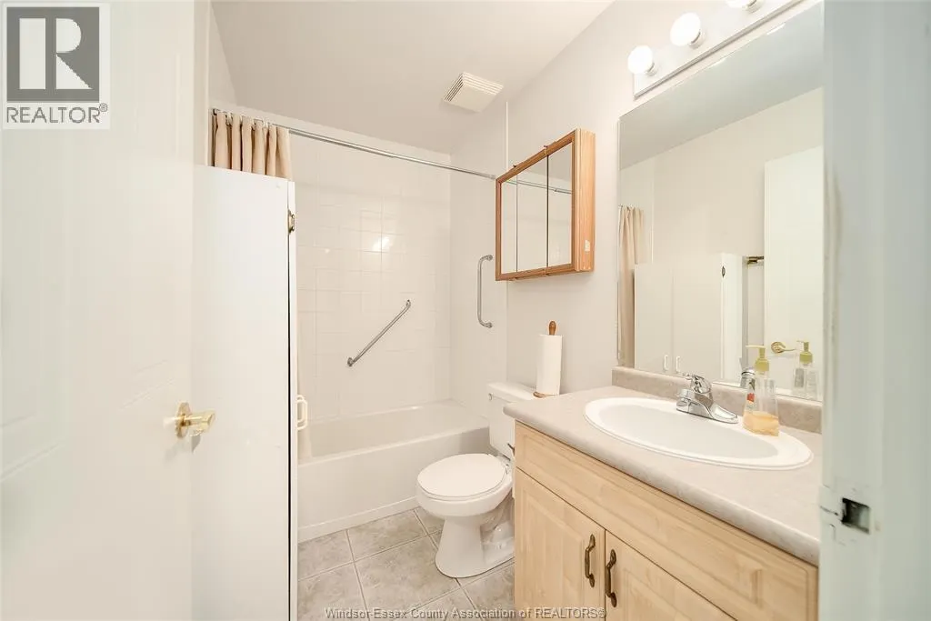 3160 WILDWOOD DRIVE Unit# 206