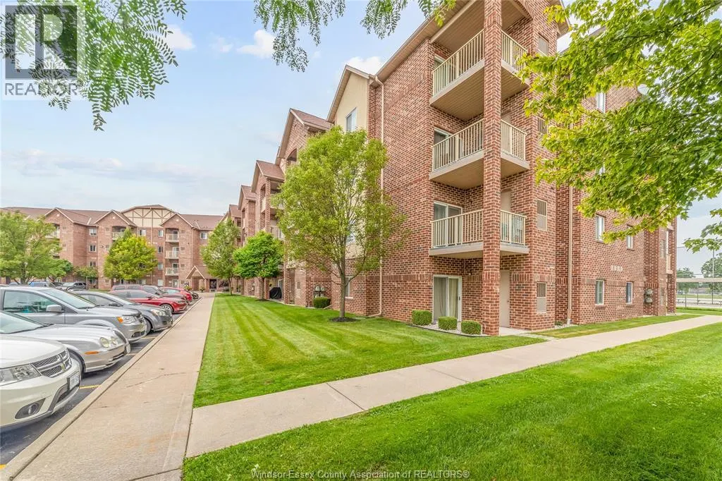 3160 WILDWOOD DRIVE Unit# 206