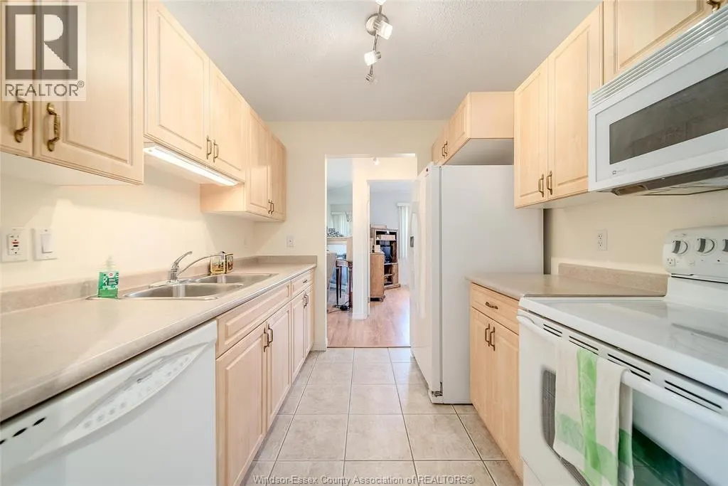 3160 WILDWOOD DRIVE Unit# 206