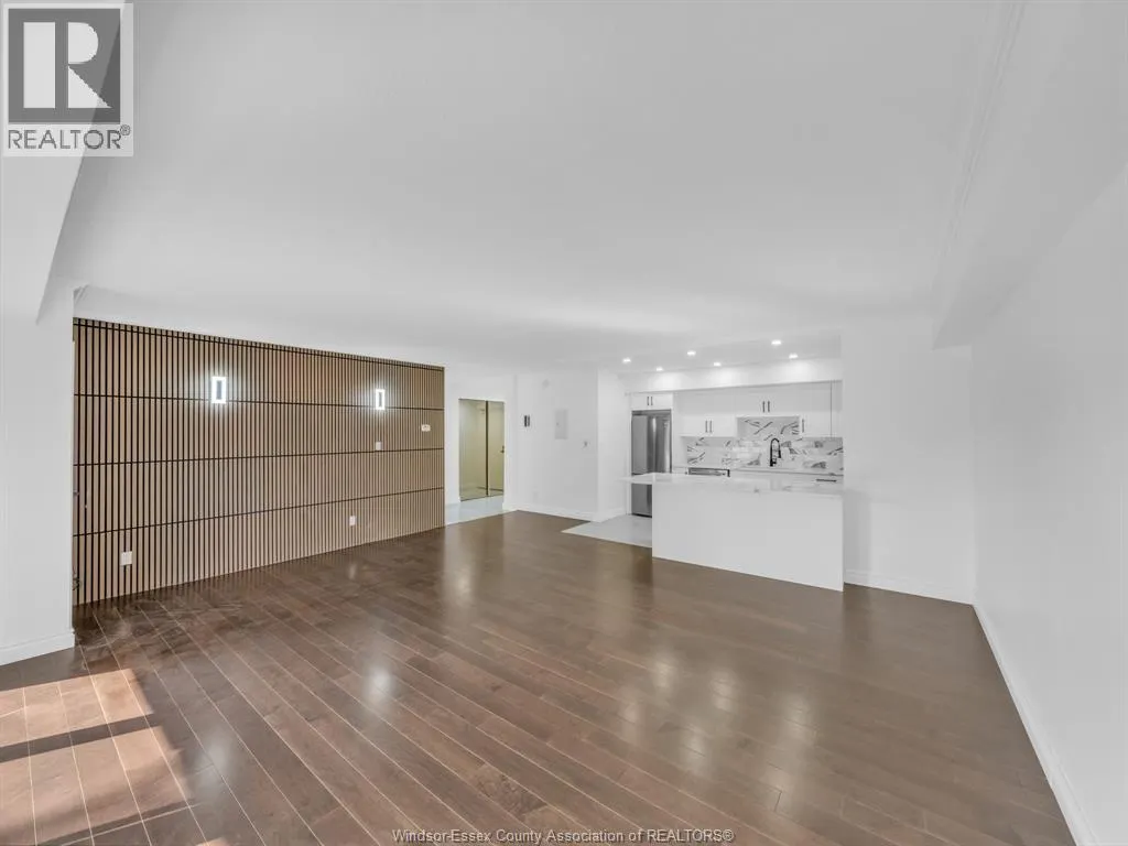 5125 RIVERSIDE DRIVE East Unit# 202