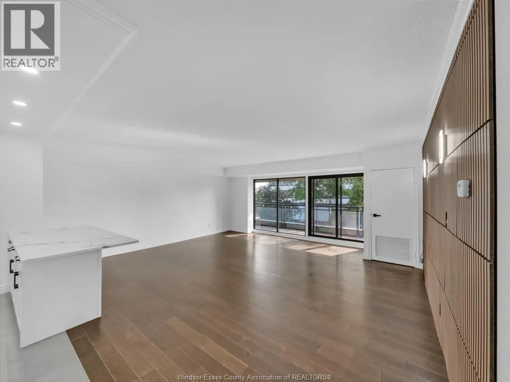 5125 RIVERSIDE DRIVE East Unit# 202