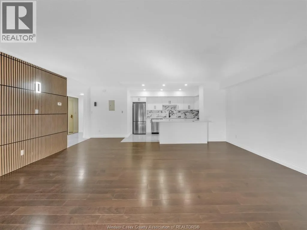 5125 RIVERSIDE DRIVE East Unit# 202