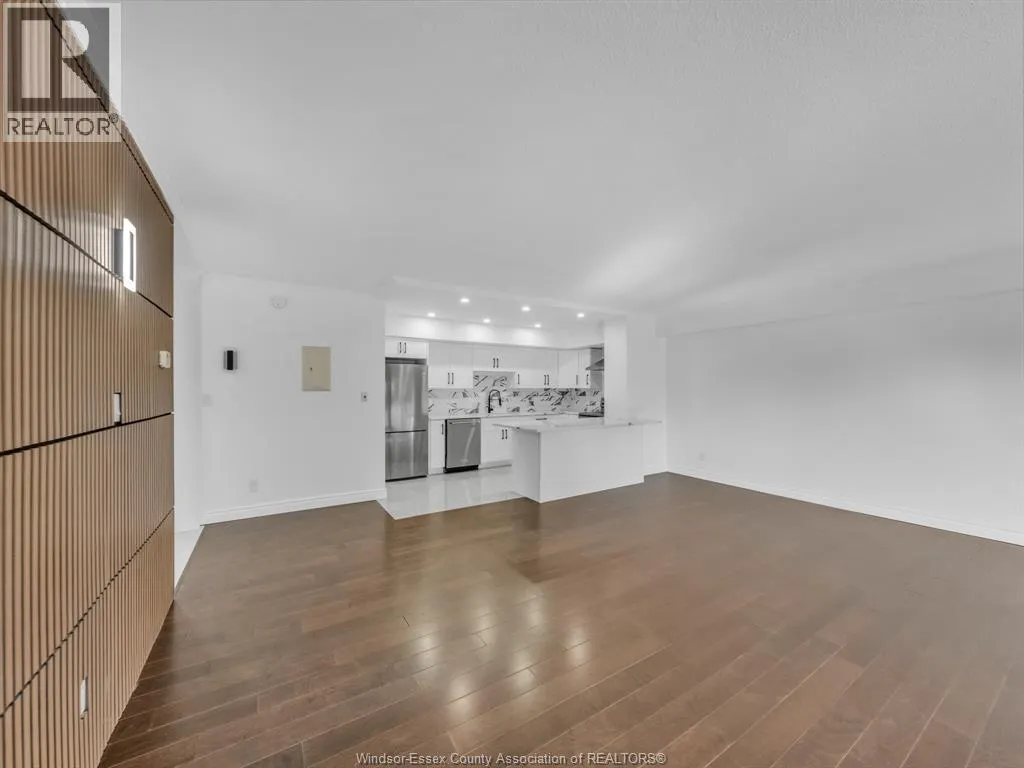5125 RIVERSIDE DRIVE East Unit# 202