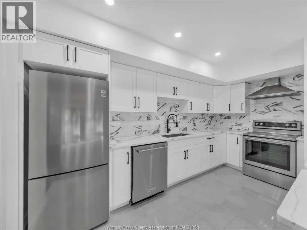 5125 RIVERSIDE DRIVE East Unit# 202