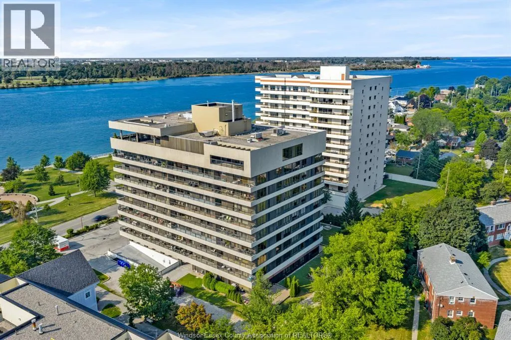 5125 RIVERSIDE DRIVE East Unit# 202