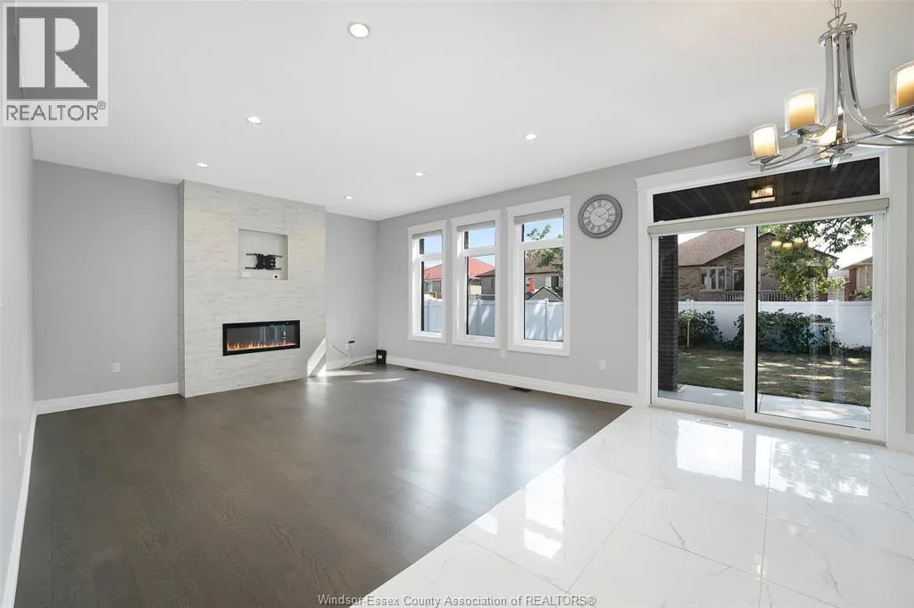 1581 ROCKPORT