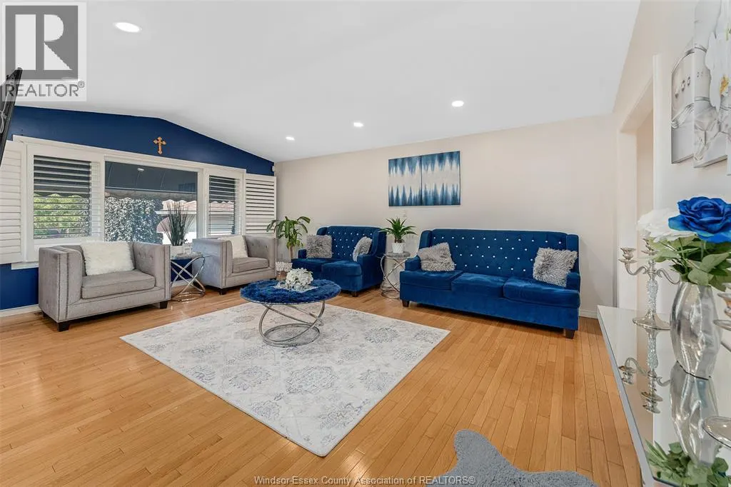 4141 ANTHONY COURT