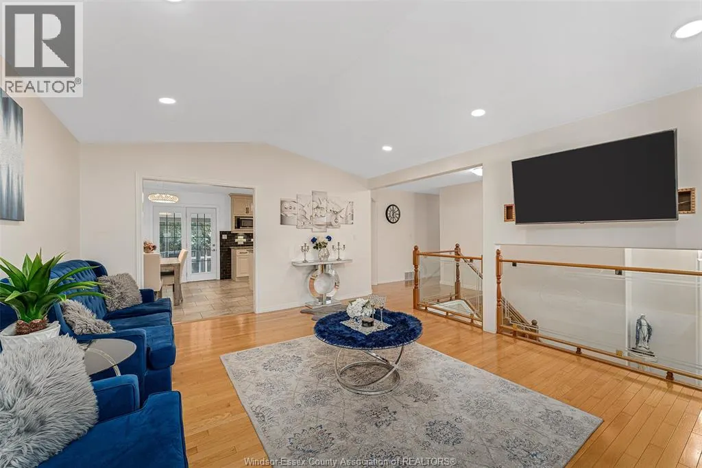 4141 ANTHONY COURT