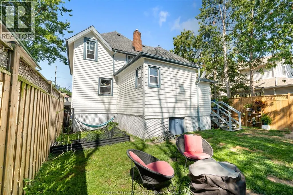 31 Adelaide STREET North