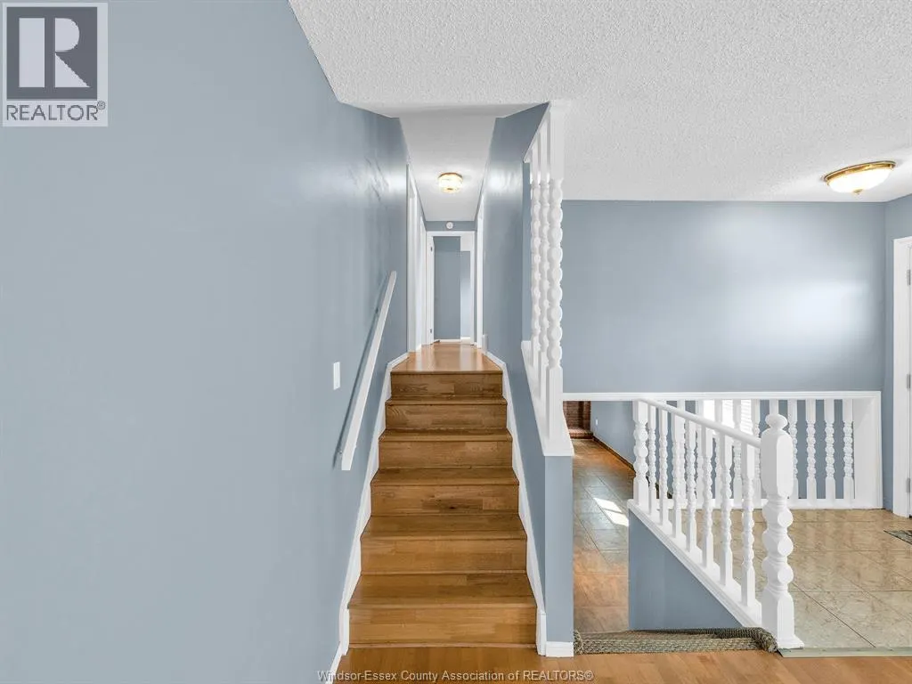5770 QUEEN ELIZABETH DRIVE