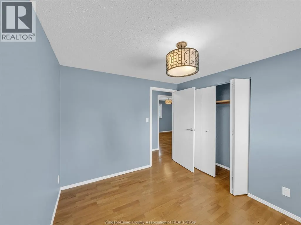 5770 QUEEN ELIZABETH DRIVE