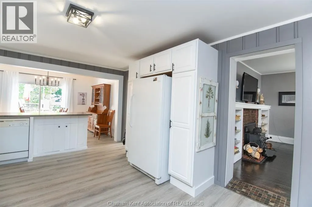 61 DELAWARE AVENUE
