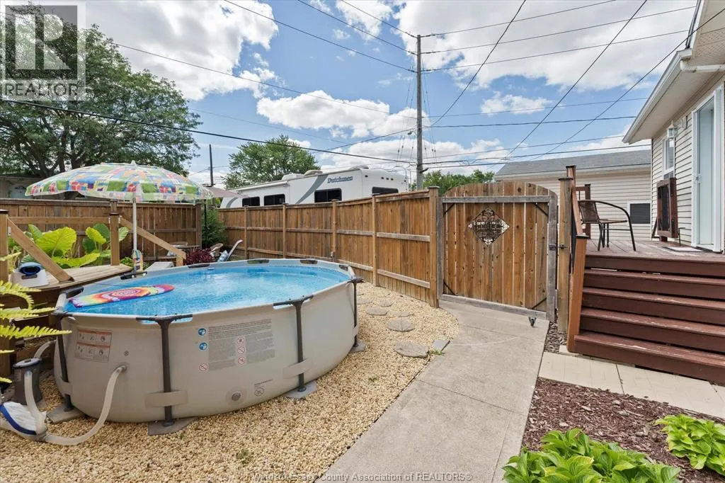 1089 Prado PLACE