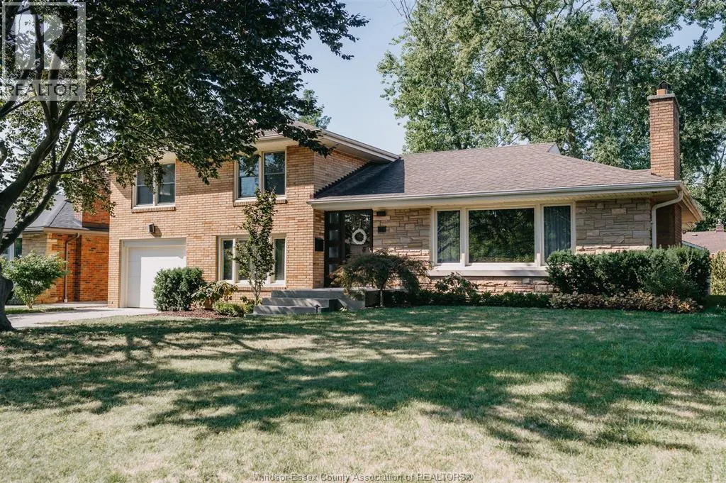 279 Eastlawn AVENUE