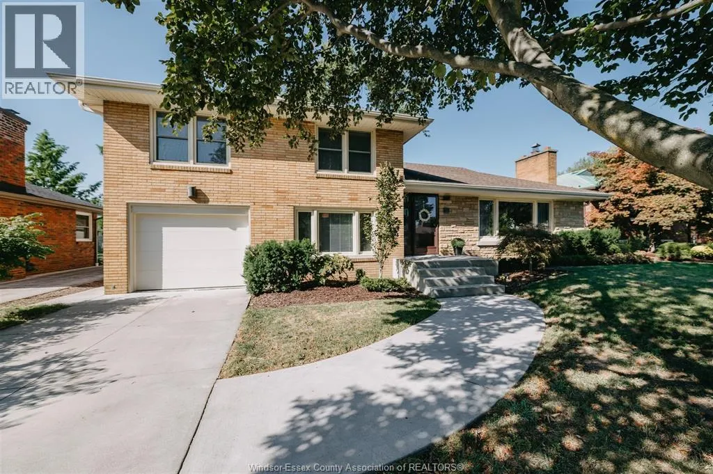 279 Eastlawn AVENUE