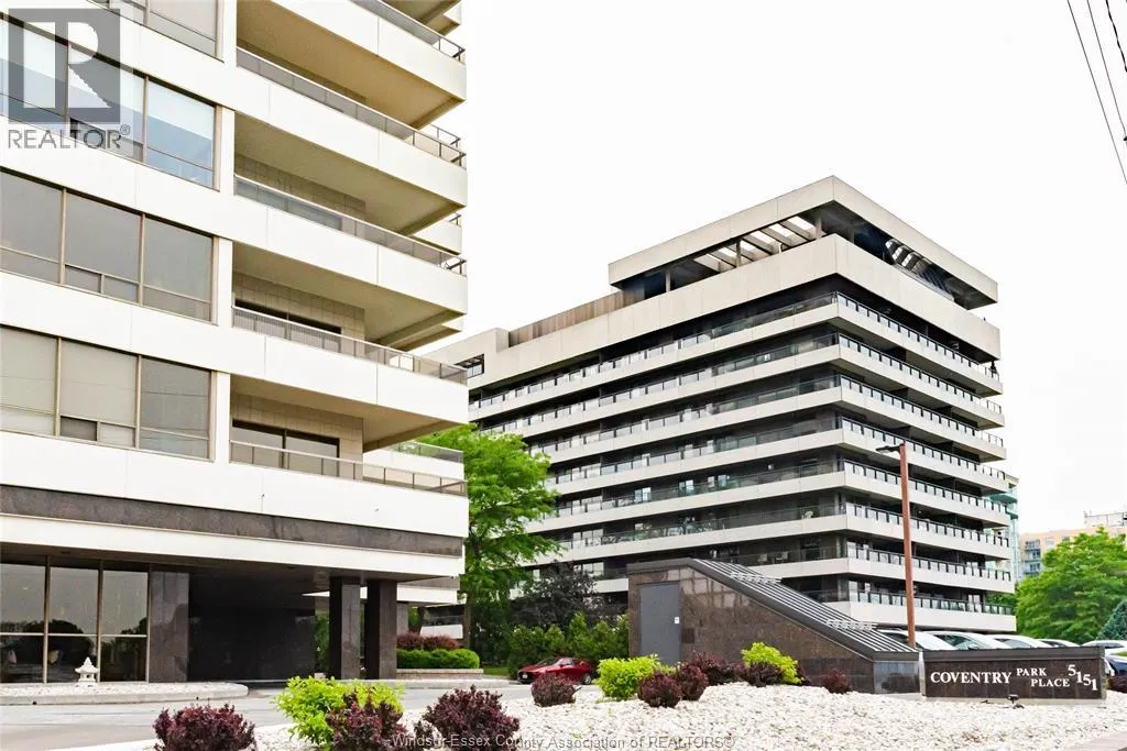 5151 RIVERSIDE Drive Unit# 905