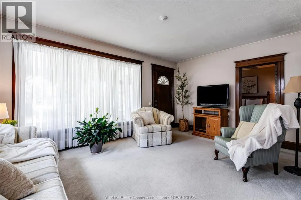48 Orange St