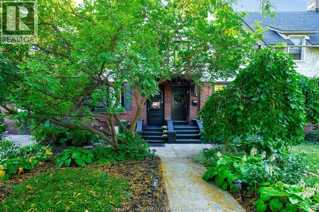 1279 Monmouth